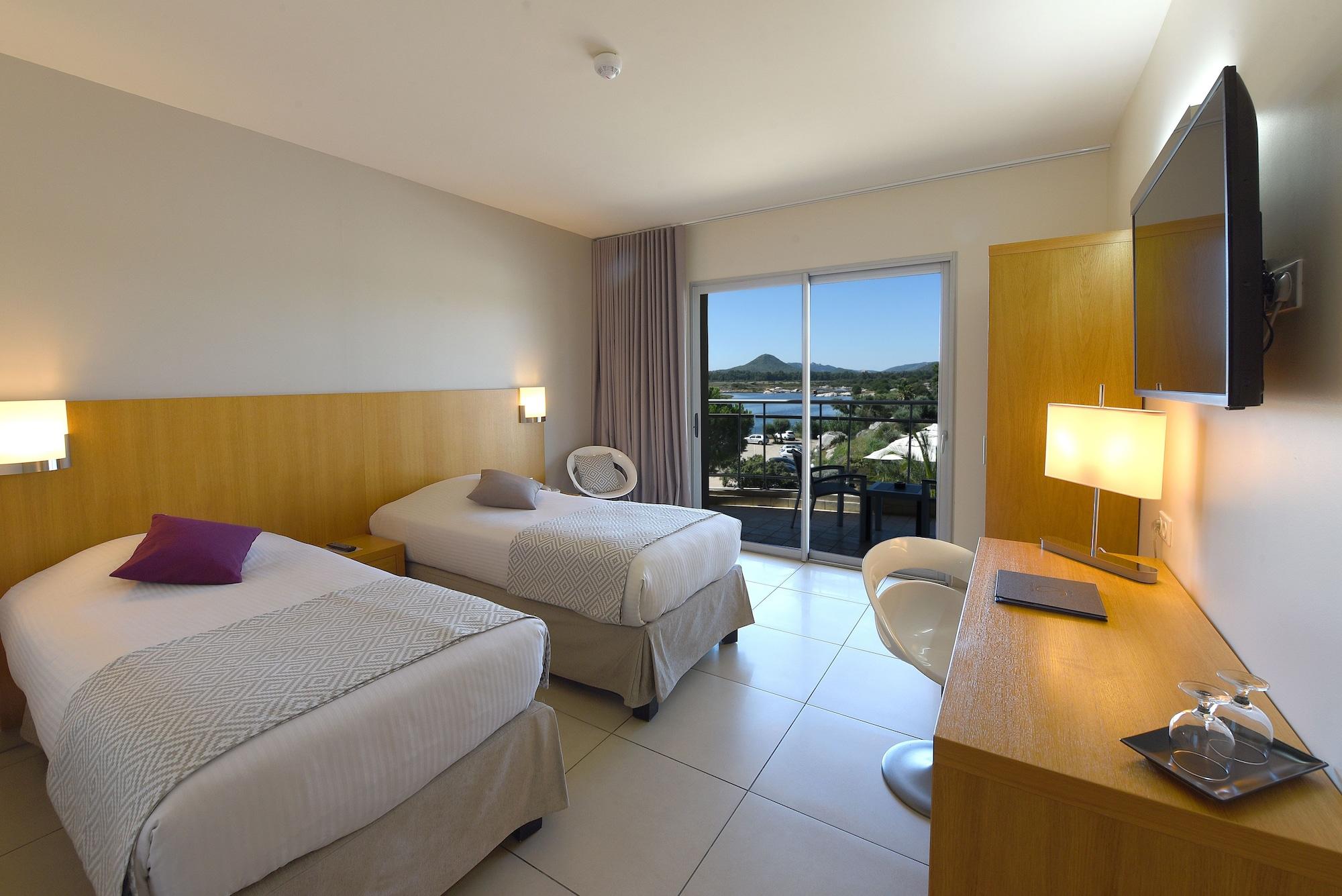 Costa Salina Hotel