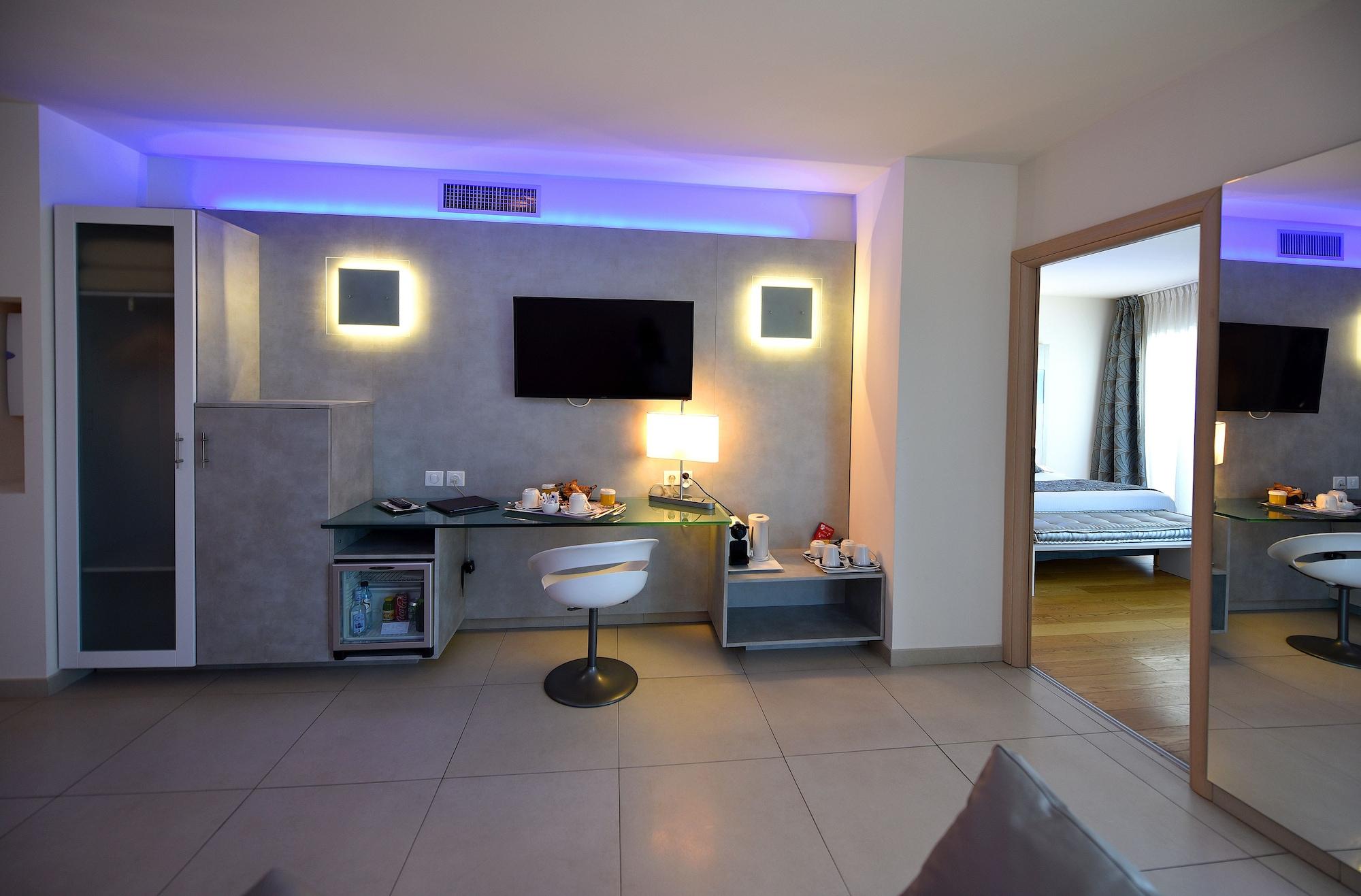 Hotel Costa Salina 4*