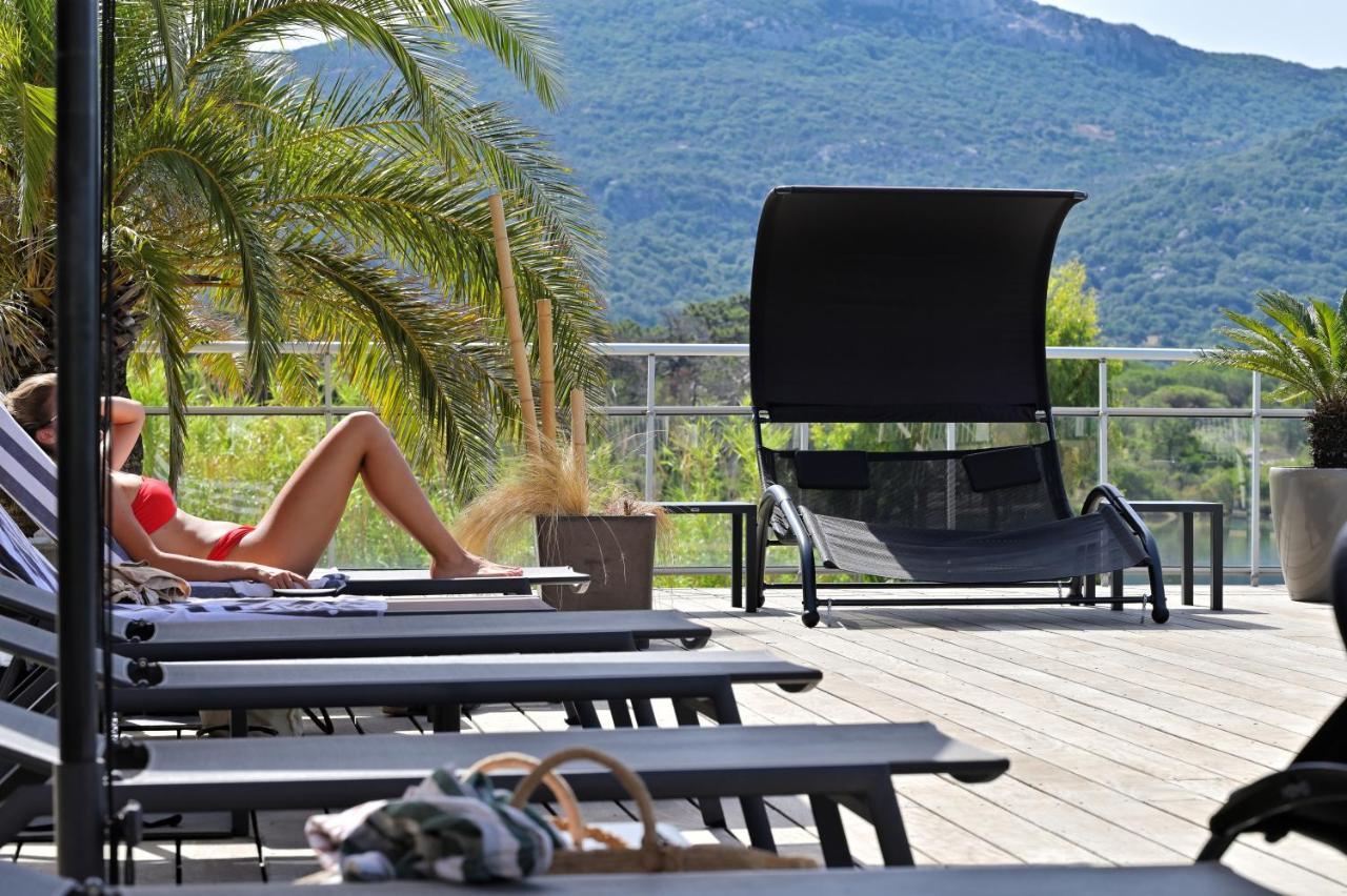 Costa Salina 4*