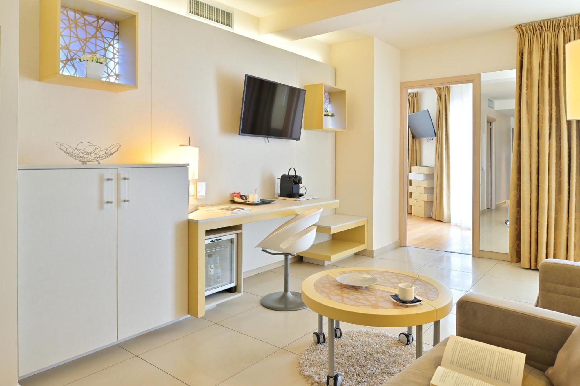 Costa Salina Hotel 4*